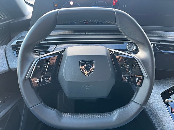 Peugeot 3008 7 of 10