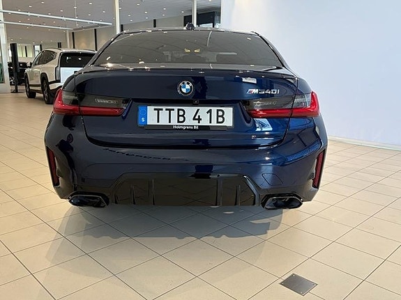 BMW M340i 6 of 15