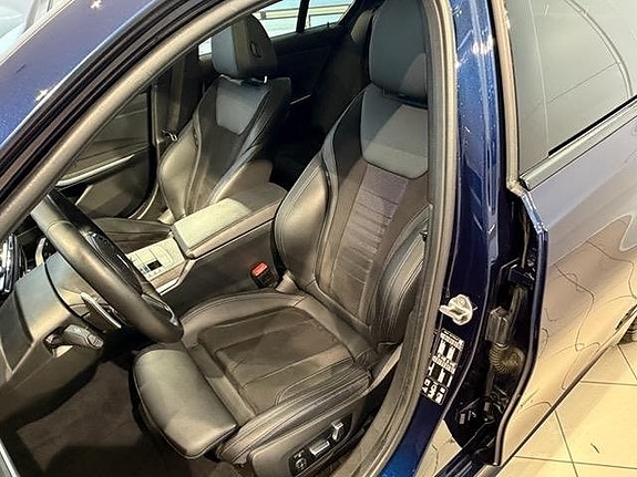 BMW M340i 10 of 15