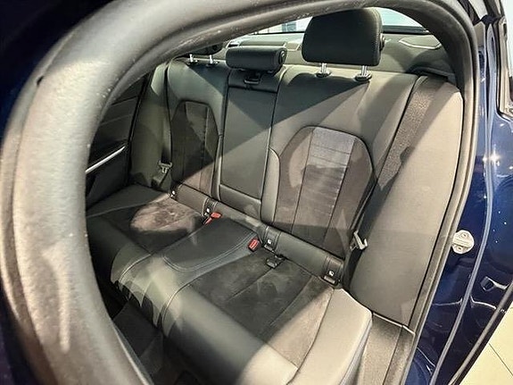 BMW M340i 11 of 15