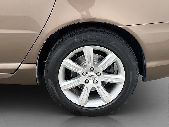 Volvo V70 25 of 28