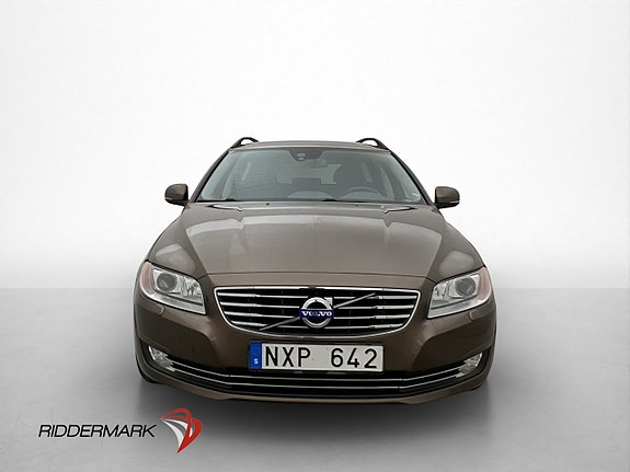 Volvo V70 2 of 28