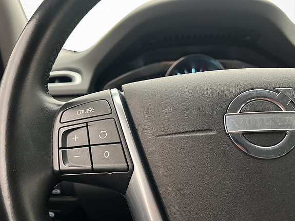 Volvo V70 15 of 28