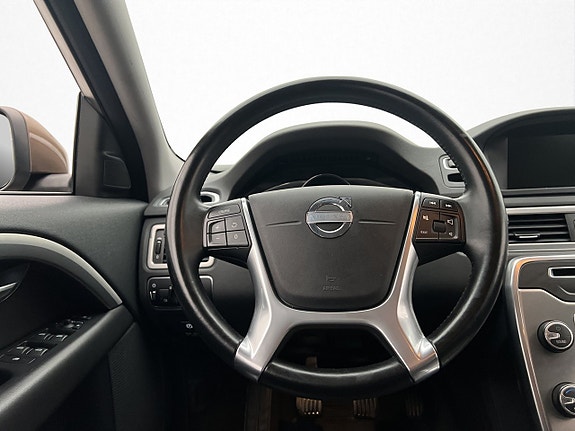 Volvo V70 14 of 28
