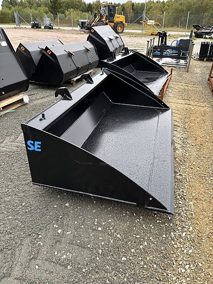 SE Equipment  Planeringsskopa 220 SMS