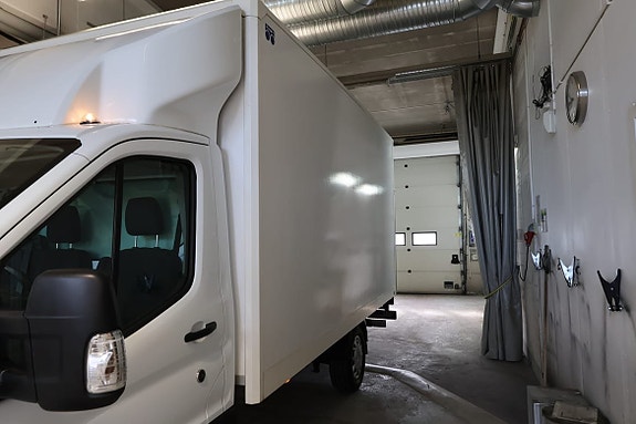 Ford Transit 4 of 19