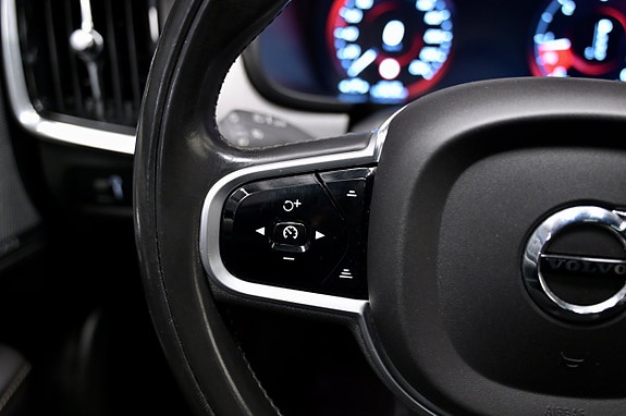 Volvo V90 24 of 30