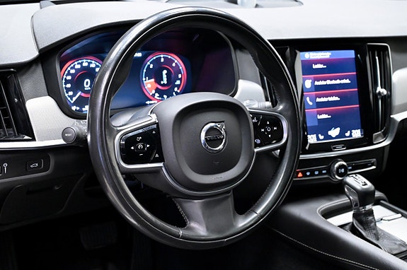 Volvo V90 22 of 30