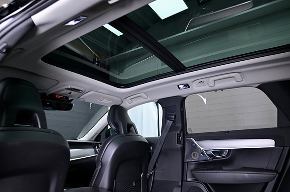 Volvo V90 12 of 30
