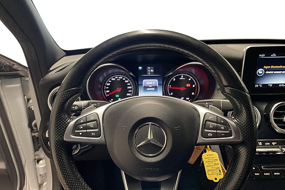 Mercedes-Benz C220 11 of 19