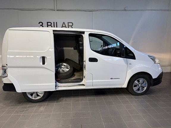 Nissan e-NV200 6 of 13