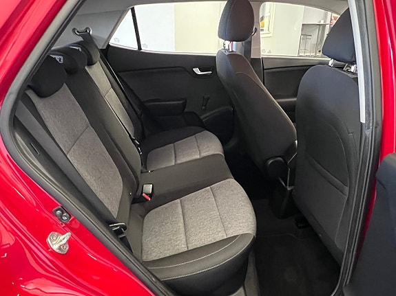 Kia Stonic 11 of 19