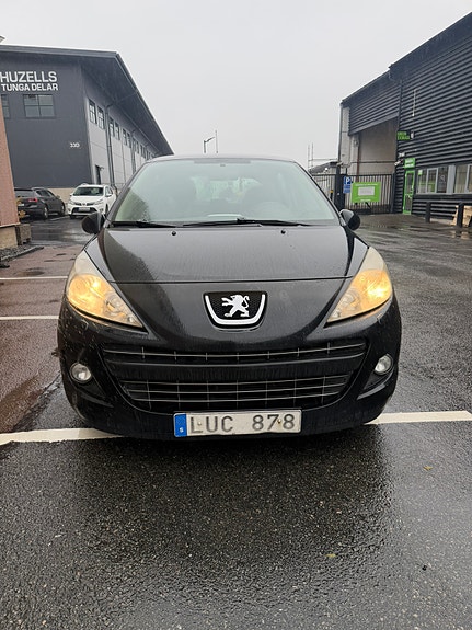 Peugeot 207 5 of 14