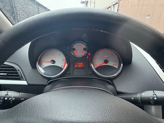 Peugeot 207 11 of 14