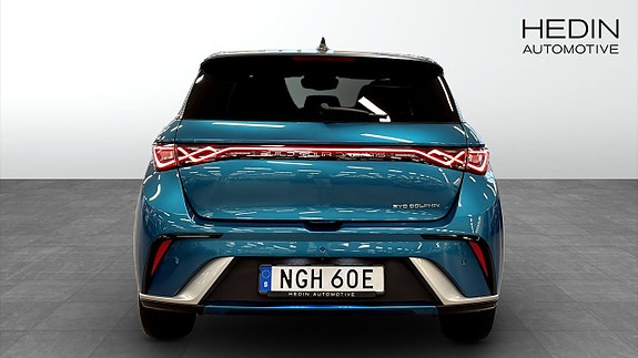 BYD Dolphin 7 of 16