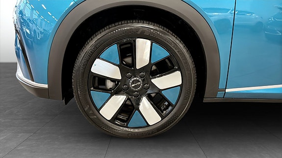 BYD Dolphin 9 of 16