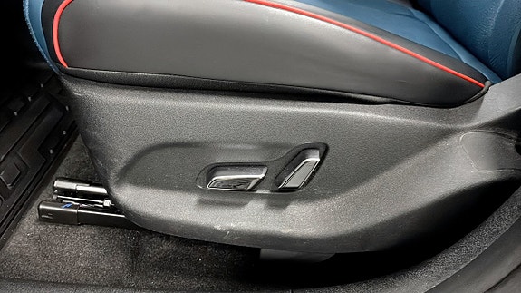 BYD Dolphin 11 of 16
