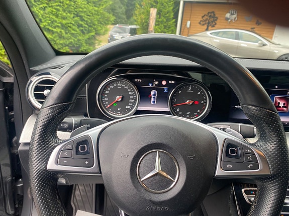 Mercedes-Benz E350 d 15 of 18