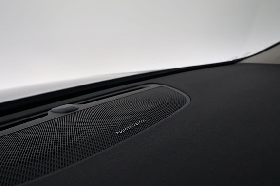 Volvo V90 Cross Country 11 of 18