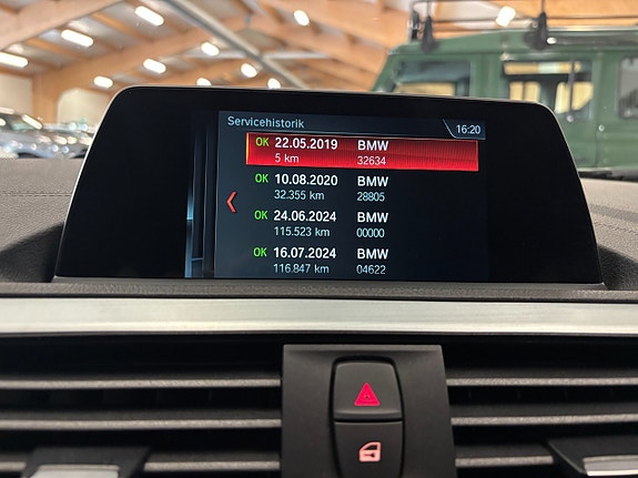 BMW 118i 16 of 23