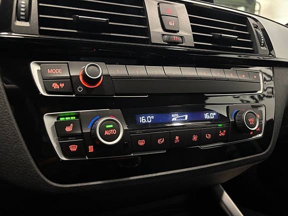 BMW 118i 13 of 23