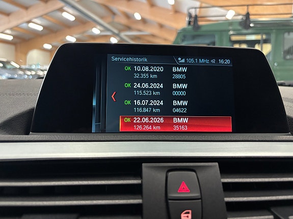BMW 118i 17 of 23