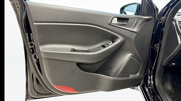 Hyundai i20 11 of 12
