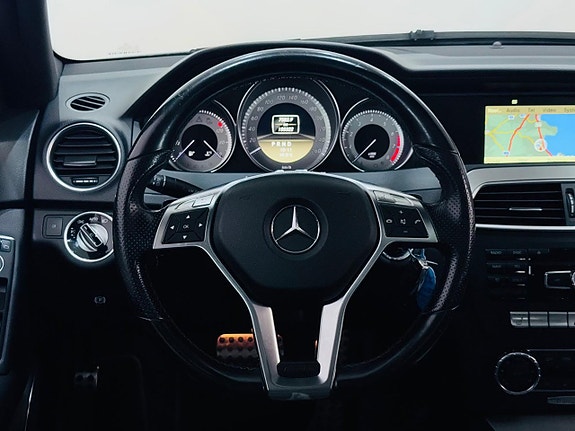 Mercedes-Benz C180 16 of 19
