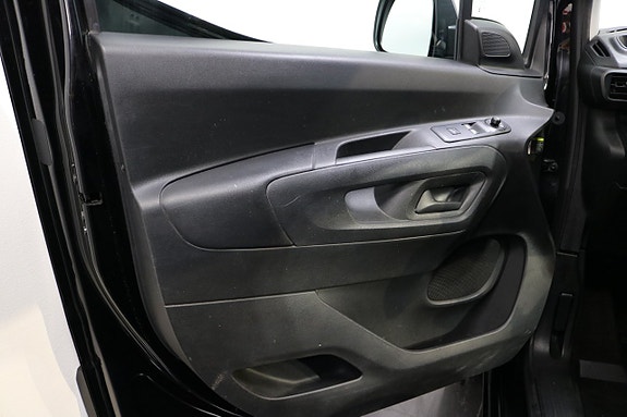 Opel Combo 8 of 22