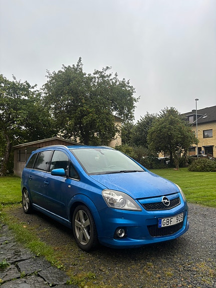 Opel Zafira 2 of 11