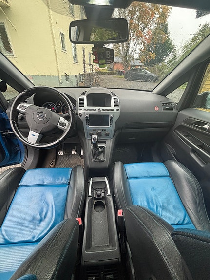 Opel Zafira 5 of 11