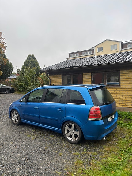 Opel Zafira 3 of 11