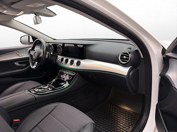 Mercedes-Benz E220 d 26 of 30