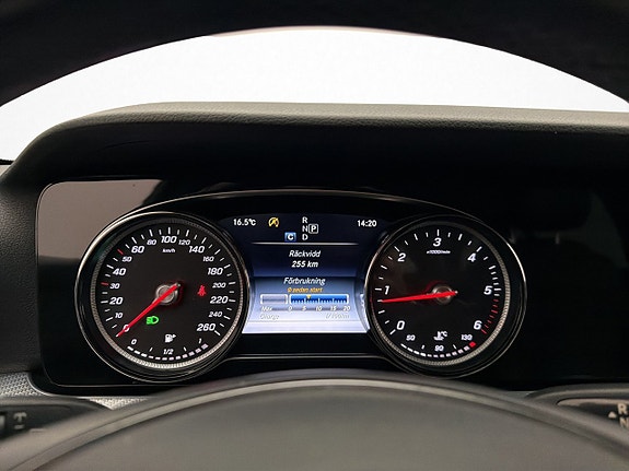 Mercedes-Benz E220 d 15 of 30