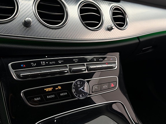 Mercedes-Benz E220 d 21 of 30