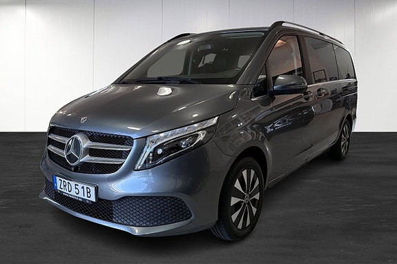 Mercedes-Benz V300 d 2 of 12