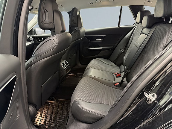 Mercedes-Benz C220 d 24 of 27