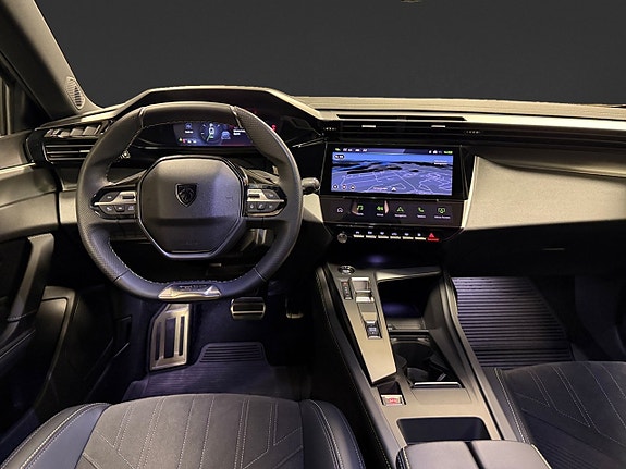 Peugeot 308 SW 12 of 18