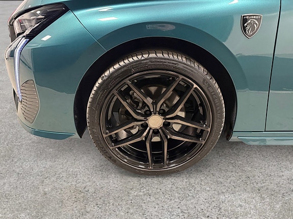 Peugeot 308 SW 18 of 18