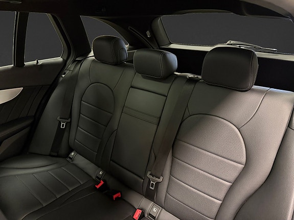 Mercedes-Benz C220 d 10 of 16
