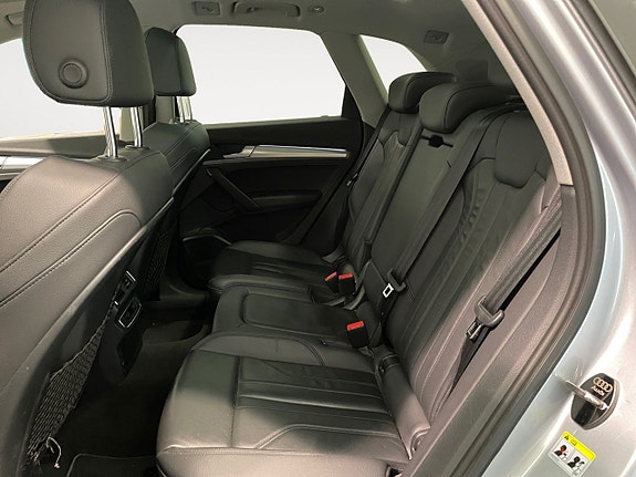 Audi Q5 6 of 11