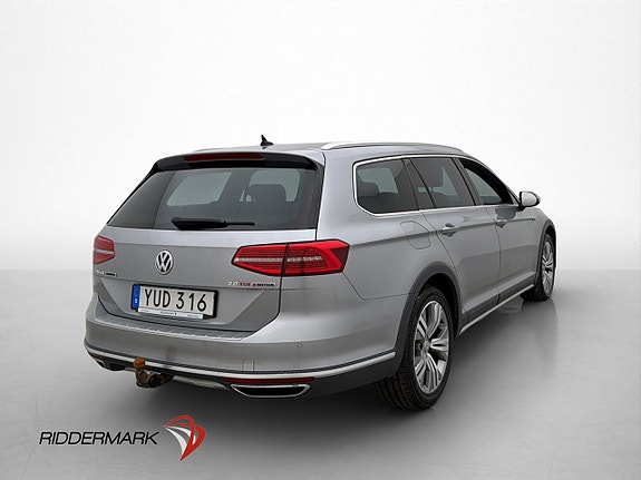 Volkswagen Passat Alltrack 8 of 30