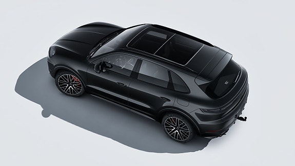 Porsche Cayenne Turbo 4 of 6