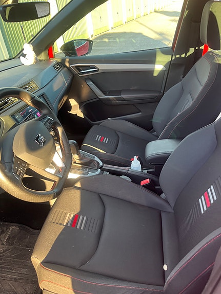 Seat Arona 7 of 8