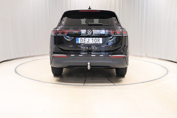Volkswagen Tiguan 5 of 11