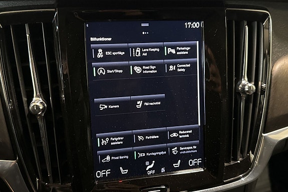 Volvo V90 Cross Country 21 of 24