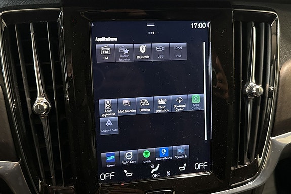 Volvo V90 Cross Country 22 of 24