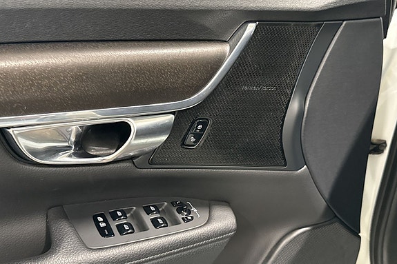 Volvo V90 Cross Country 19 of 24