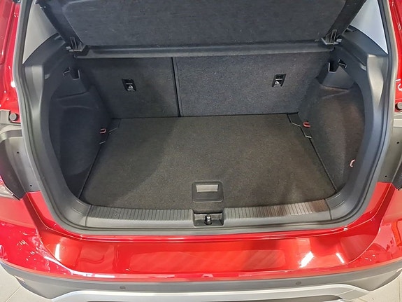 Volkswagen T-Cross 14 of 15