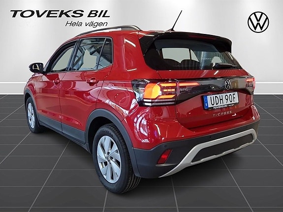 Volkswagen T-Cross 3 of 15